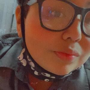 Meet your Posher, Alexandra